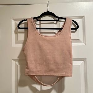 Baby pink crop tank top.